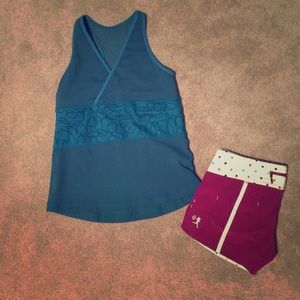 VEUC Lululemon V Neck Tank with Mesh size 8