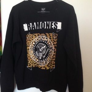 Band sweater