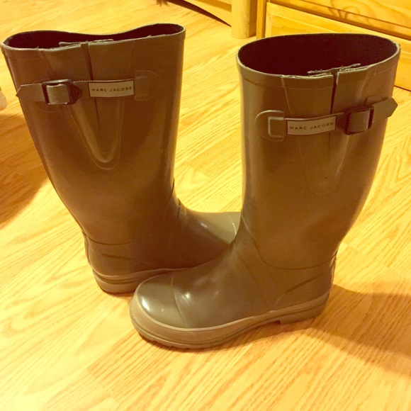 Marc Jacob tope rain boots