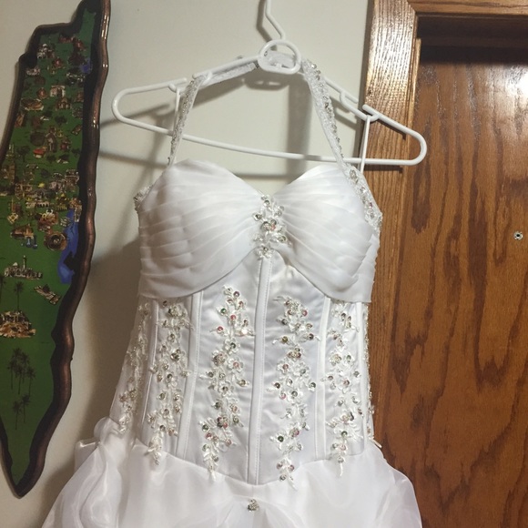 Wedding dress