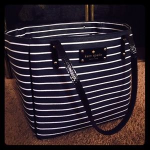 Kate Spade Small Sydney Purse