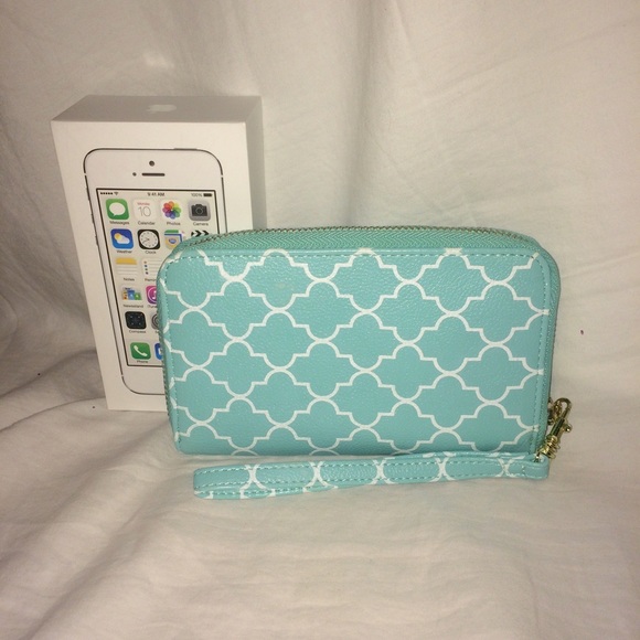 Blue and white phone holding wallet/ clutch