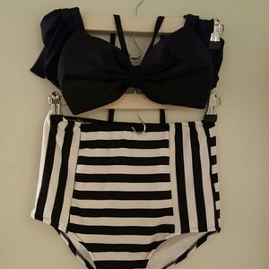 Bow-top, High waisted swimmie