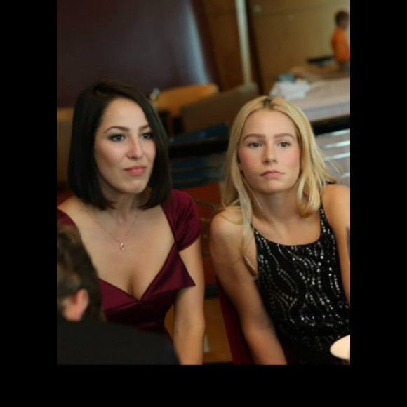 Meet your Posher, Kayli - Picture 1 of 3