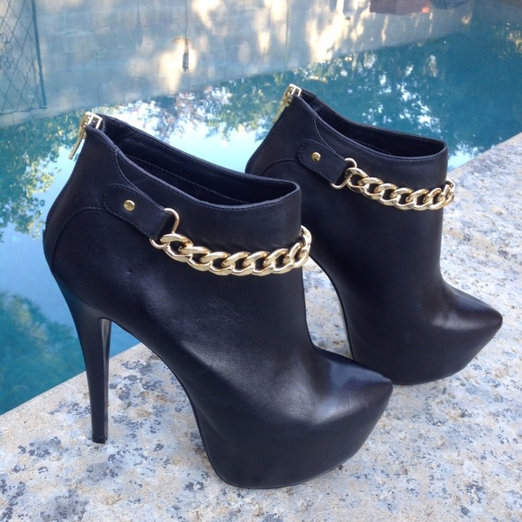 Steve Madden Vindctve Black Platform Bootie - Picture 1 of 4