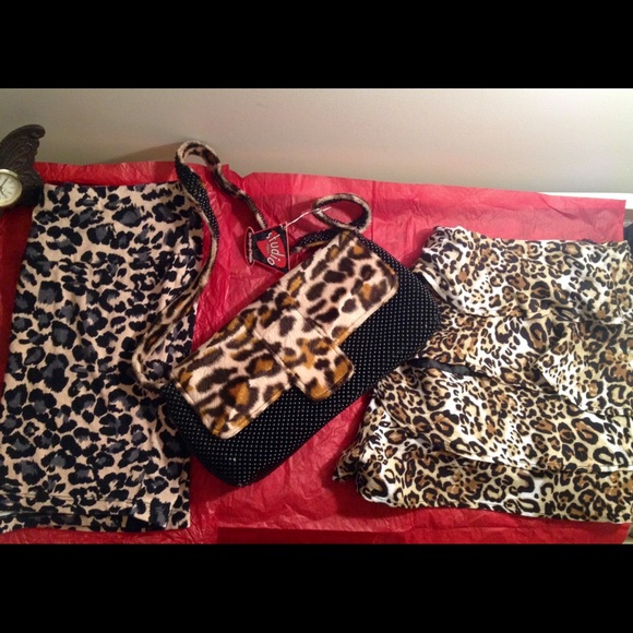🌟Small Bundle🌟 Skirt purse and shorts