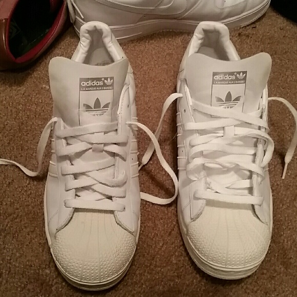 MENS Shell Toe Addidas