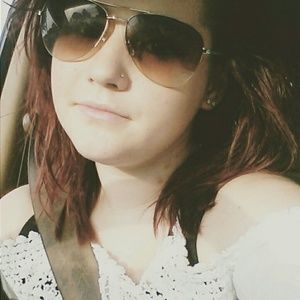 Meet your Posher, Savannah