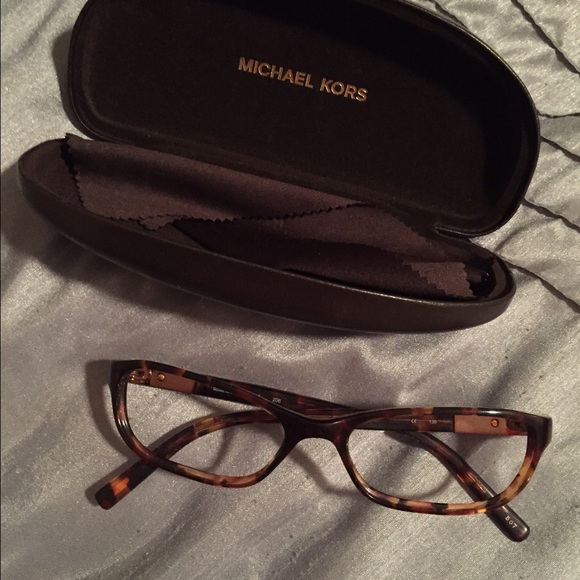 SOLD!!! Authentic MK frames and case with wipe - Picture 1 of 1