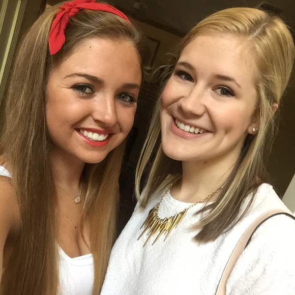 Meet your Posher, Alyssa