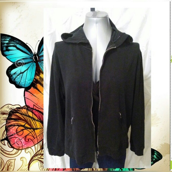 Black hooded jacket with zippered pockets - Picture 2 of 4