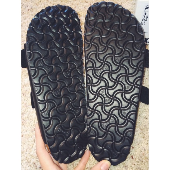 🔸SOLD 🔸Birkenstock Arizona Birko-Flor Black - Picture 3 of 4