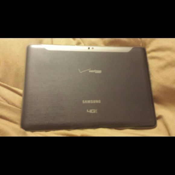 Samsung tablet - Picture 2 of 2