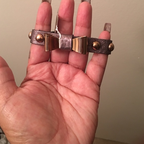 Bow bracelet rose gold accents - Picture 4 of 4