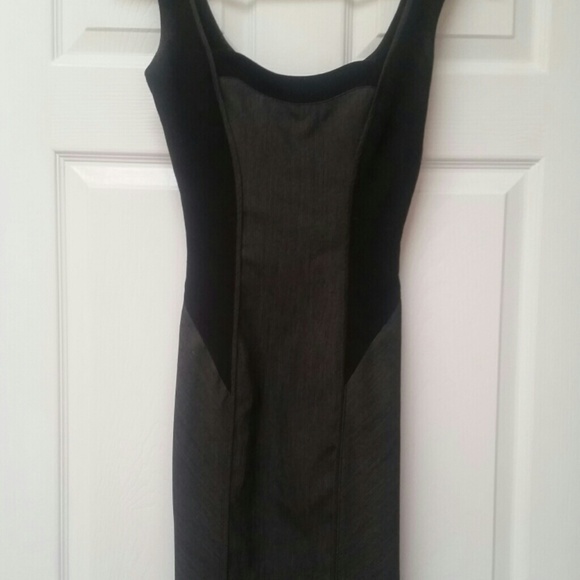 1 HOUR SALE Bebe fitted dress