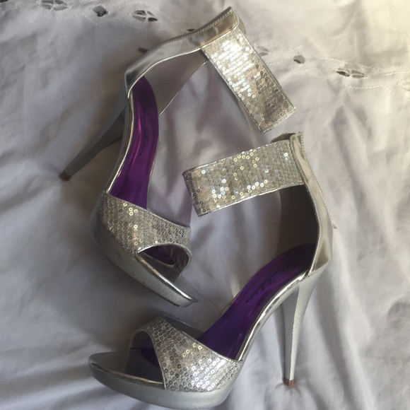 cuff ankle stiletto platform sandals silver