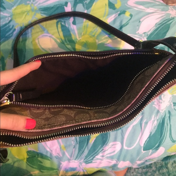 {💎} Coach Cross Body Pursev - Picture 3 of 4