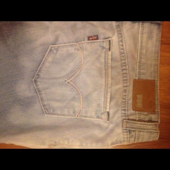 LEVI LIGHT "ACID" WASH JEANS - Picture 4 of 4