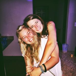 Meet your Posher, Leigh leigh