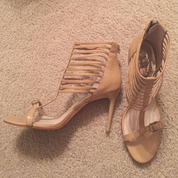 ✌🏼️SOLD💸Michael Kors Shoes