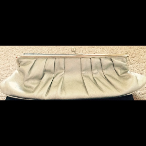 Elegant Shoulder Chain Clutch