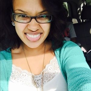 Meet your Posher, Natasha