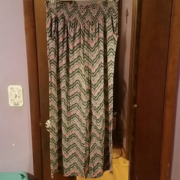 Chevron print palazzo pants