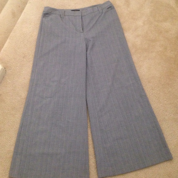 Gray Wide-leg Dress pants