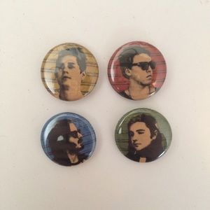 Bad Suns pins set