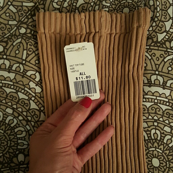 Brand new bustier stretching - Picture 2 of 2