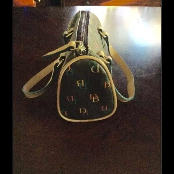 SOLD!!  Authentic Dooney and Bourke mini purse! - Picture 2 of 4