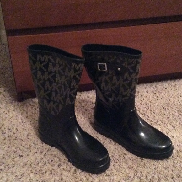 Rain boots.