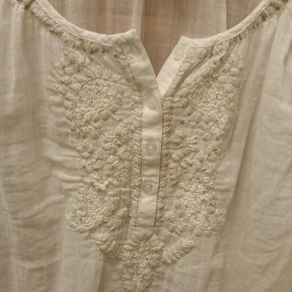 Top - Picture 2 of 2