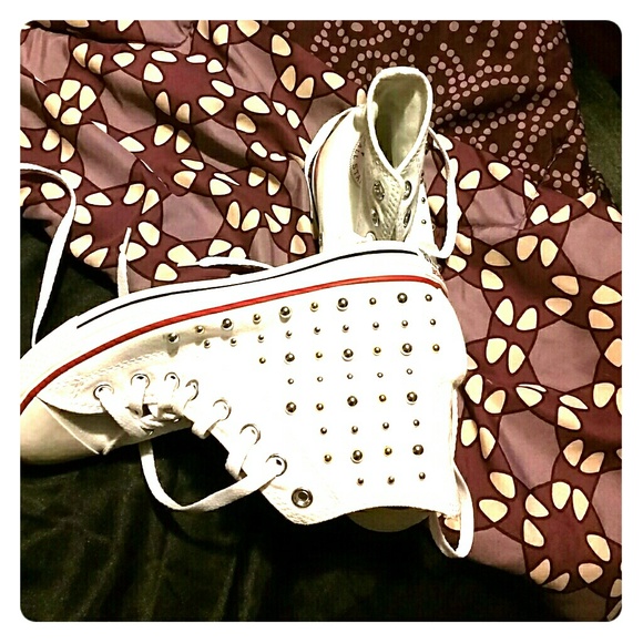 New converse