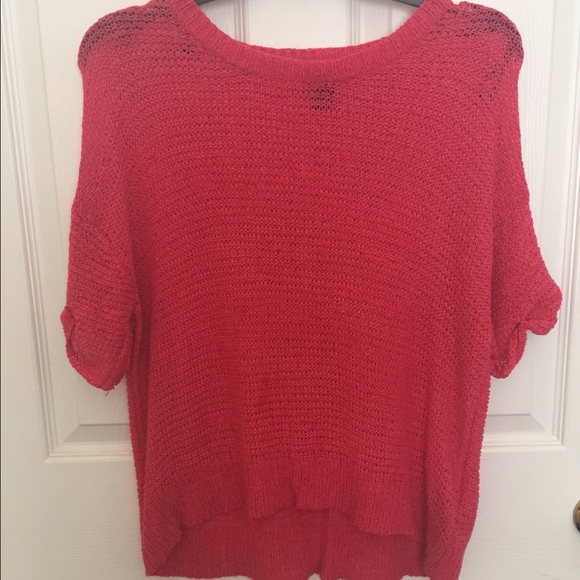 Hot pink light short sleeve sweater