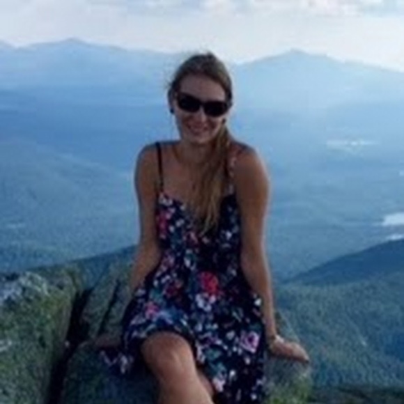 Meet your Posher, Haley