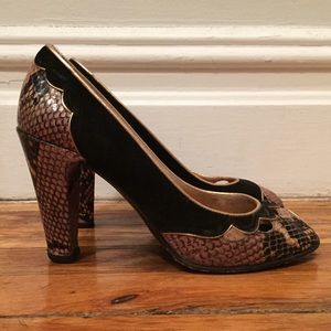 Marc by marc jacobs peep toe pump sz 36