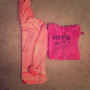 Buckle hoodie bundle. Size: L