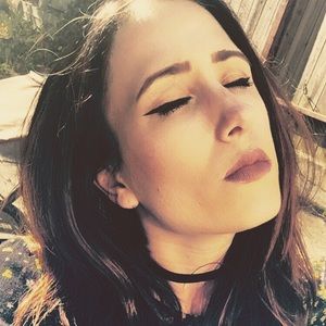 Meet your Posher, April