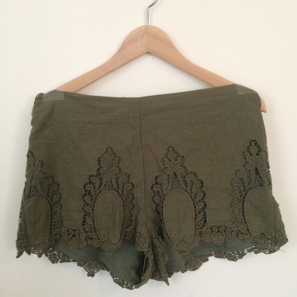 Army green lace shorts