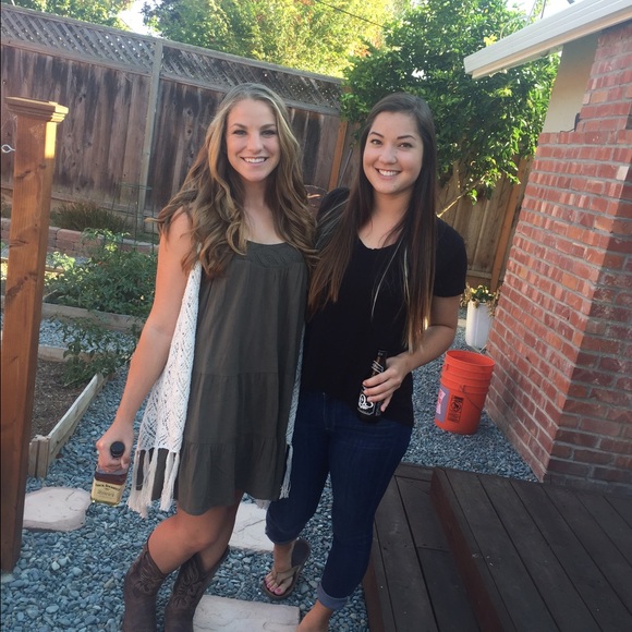 Meet your Posher, Jenn