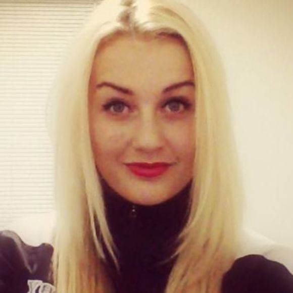 Meet your Posher, Adrianna