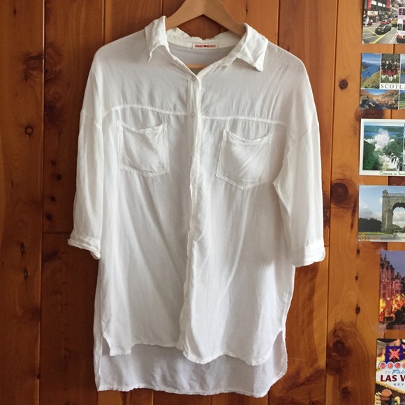 Brandy Melville white top