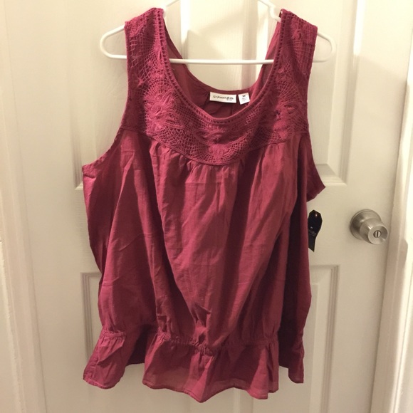 Plus size St. John's Bay Maroon Top