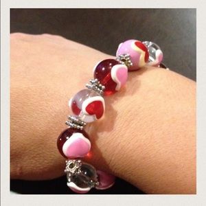 Heart painted bracelet