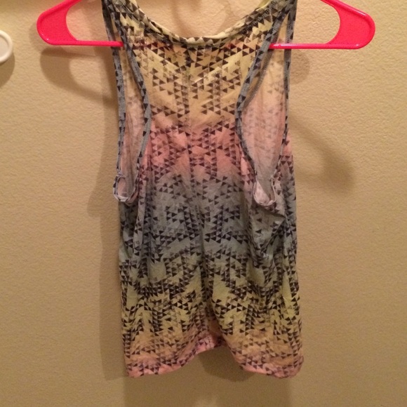 Pyramid Tanktop - Picture 2 of 2