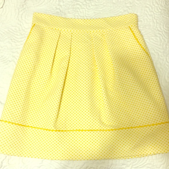 Cynthia Steffe yellow skirt with pockets