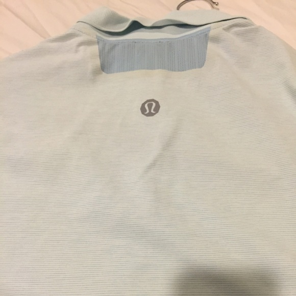 Men's Lululemon golf shirt - Picture 2 of 2
