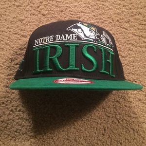 Norte dame snap back