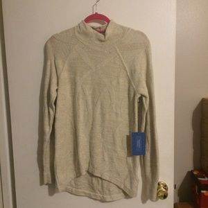 Vera Wang Turtleneck